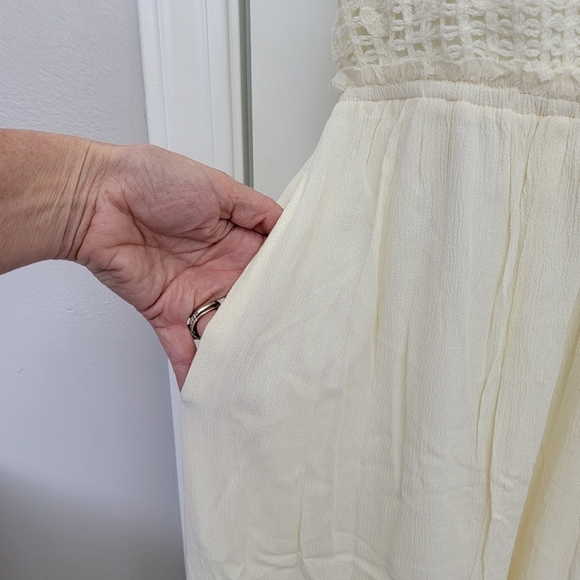 NWT Lovestitch Ivory 1 Piece Jumpsuit Wide Leg Gauzy Crochet Top Pockets Size S - Picture 7 of 16